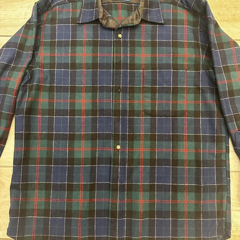 Vintage Pendleton Plaid Flannel Shirt wool size XL made in USA - Picture 6 of 9